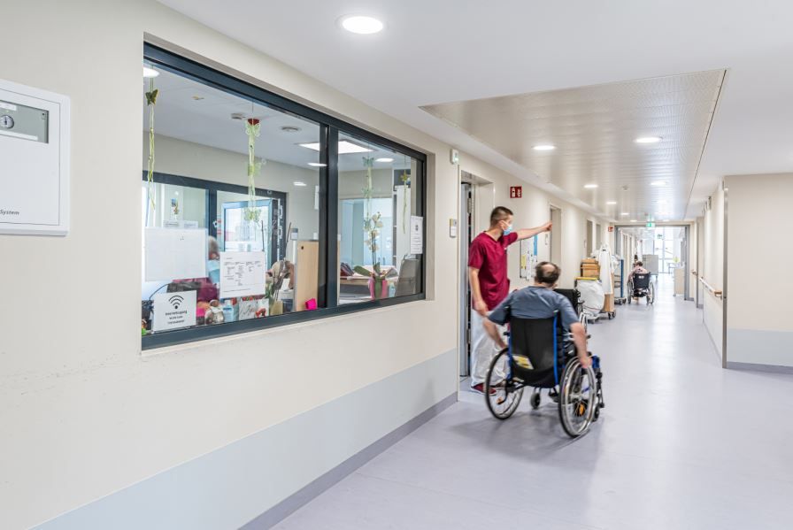 Maison de santé, centre médical et réadaptation - Bâtiments modulaires PROCONTAIN conformes RE2020_8