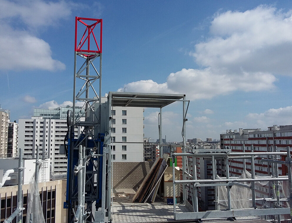Monte-matériaux avec personnel accompagnant pour plaques de plâtre  - PT 1000_8