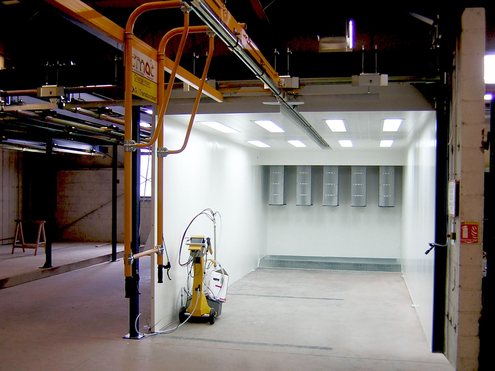 Équipement polyvalent pour thermolaquage industriel