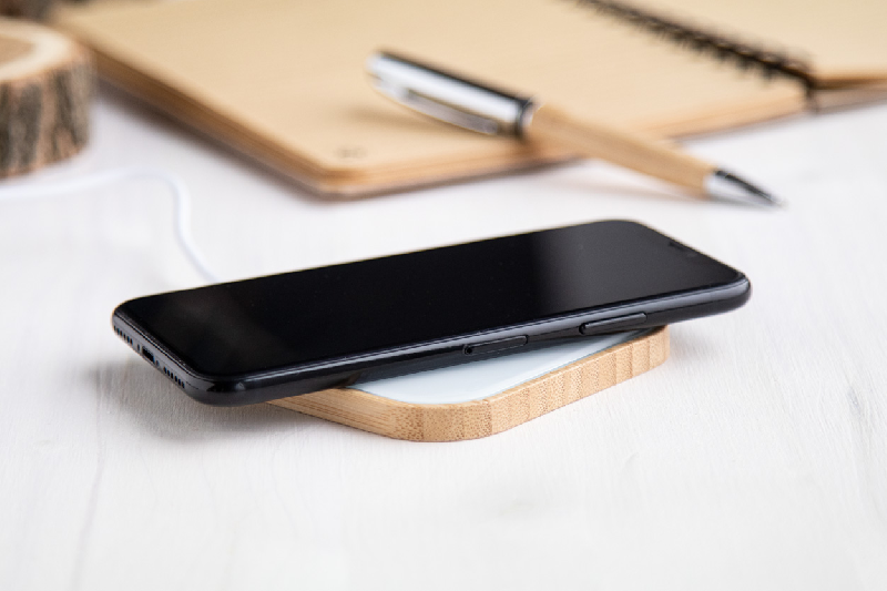 Chargeur rapide sans fil 10W - boîtier en bambou et surface en verre trempé - câble USB inclus_8