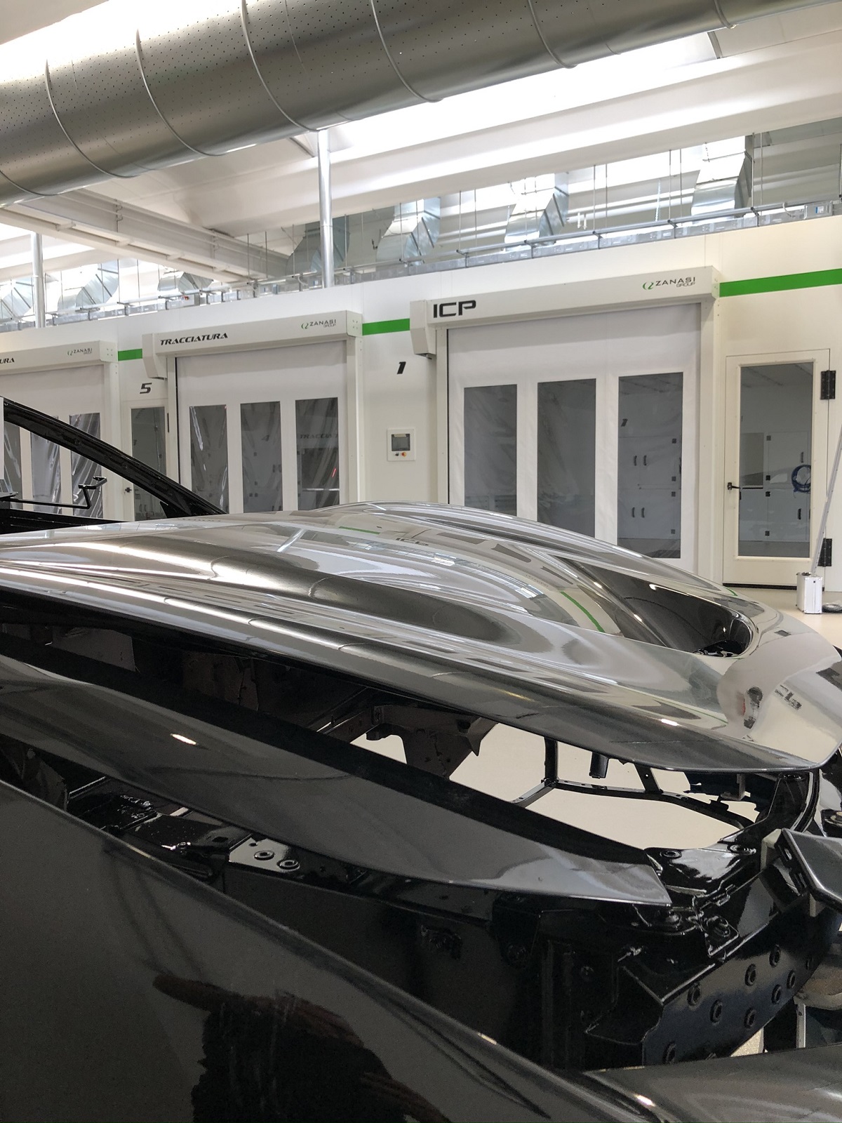 Porte rapide industrielle par excellence conçue pour compartimenter des environnements destinés à des usages divers et variés - ZipGO_8