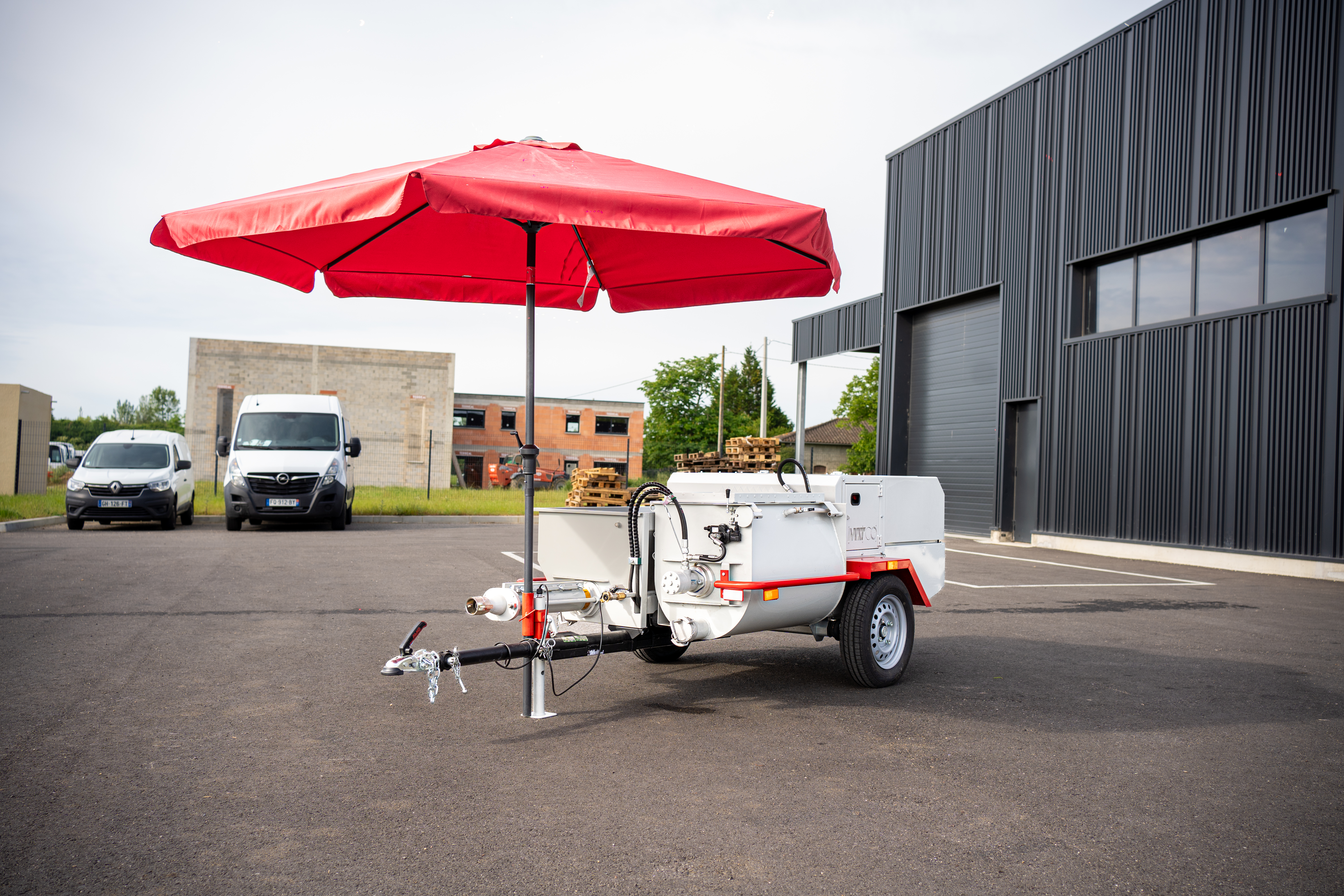 Machine à projeter sans électronique, simple, puissante - 25.5ch - Débit théorique 60 L/min - CE-200-CV_8