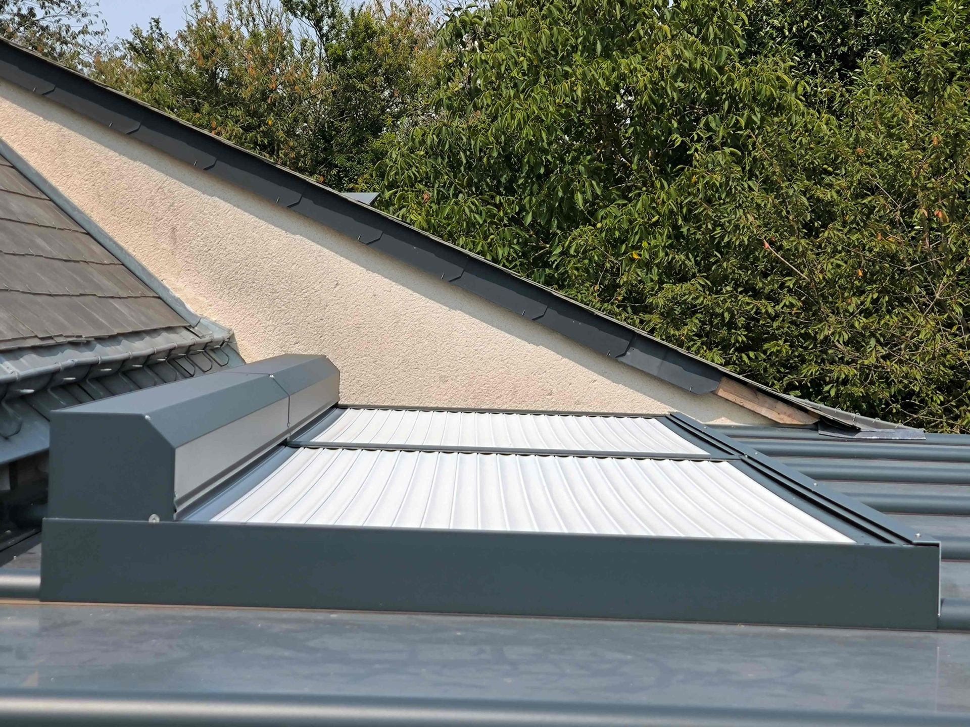 Volet roulant sur-mesure pour verrières et de toitures de véranda - GRI Fabricant_8