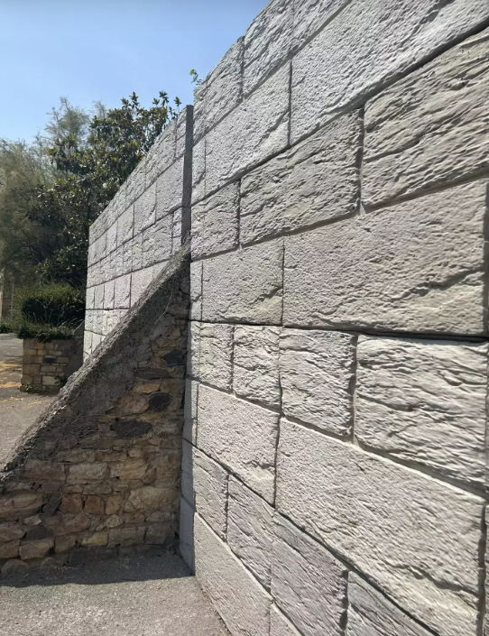 Bloc modulaire droit ou incliné à à 15° ou 22°, sans fondation béton - BETOTITAN XL - Pomel Beton_8