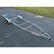 Remorque bateau avec rouleaux articulés pour ajustement parfait