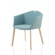 Chauffeuse  confortable et design pour un accueil chaleureux et professionnel_8