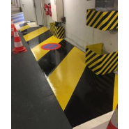 Marquage au sol par le résine Epoxydique idéal pour le parking et les zones industrielles_8