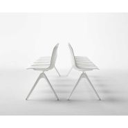 Chaise empilable VARYA - coque en polypropylène - design élégant et personnalisable_8