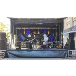 Podium passe partout 48 m² avec kit de bâche - EMS Stage 48