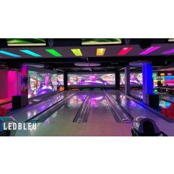 Grand écran intérieur pour bowling casino SUR MESURE à dalle LED