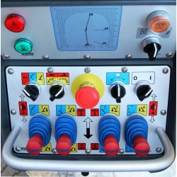 Nacelle araignée LEO23GT - Hauteur de travail max. 23 m - Déport latéral 11,2 m - En stock