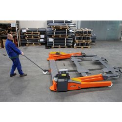 Pont élévateur mobile FA-TORO - 2,75 t / 2,3 m - électro-hydraulique, rampes d'accès et bras télescopiques