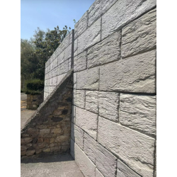 Bloc modulaire droit ou incliné à à 15° ou 22°, sans fondation béton - BETOTITAN XL - Pomel Beton