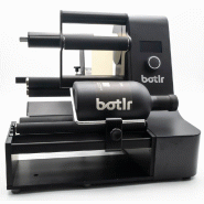 BOTLR - Etiqueteuse semi-automatique pour bouteilles BOTLR - Etiqueteuse semi-automatique pour bouteilles